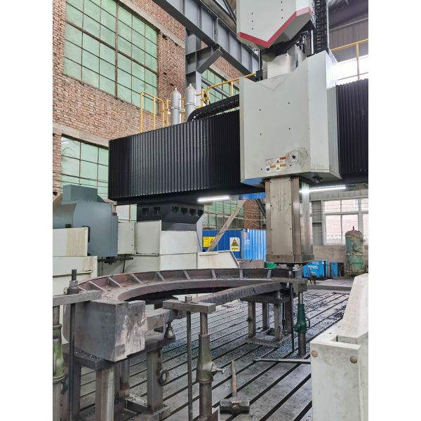 Buy Adjoining Surface Milling Work 320mm For Two Segments Assembled Crown Gear Wheel at wholesale prices