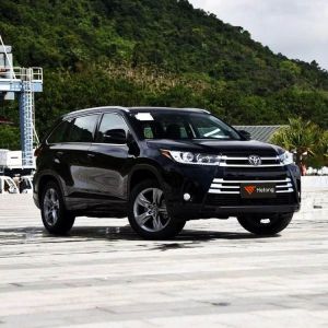 Toyota Highlander 2.7L 7-Seats SUV 09/2011 Black 2005 2008 2012 2015 2016 2017