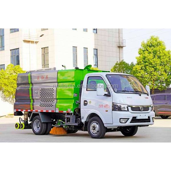 China Factory DFAC DongFeng Small Cleaning Truck Road Sweeper Truck