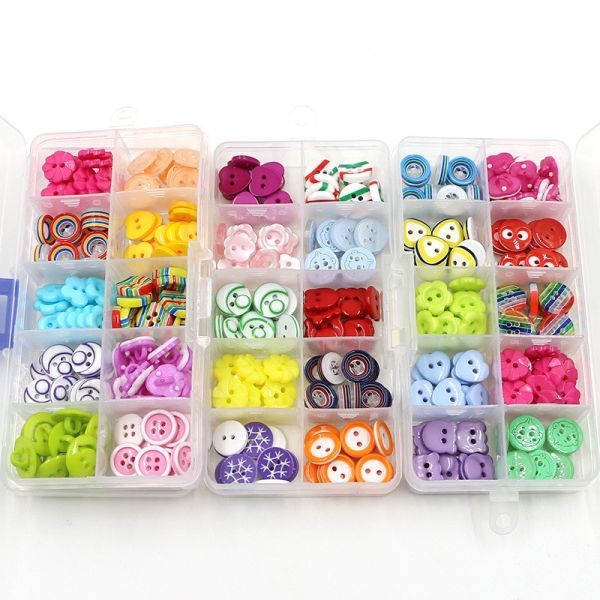 2021 Hot selling sewing 4 hole polyester resin button