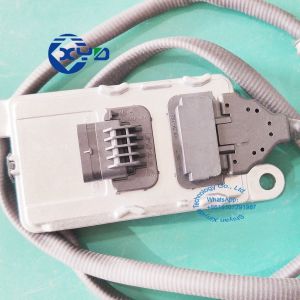SCR Engine NOx Sensor A2C14317400 5WK97109A For SINOTRUK
