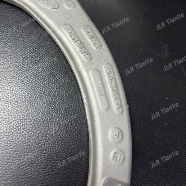 Original Range Rover Front Wheel Upper Control Arm LR113265 LR113259 LR034211 LR034214