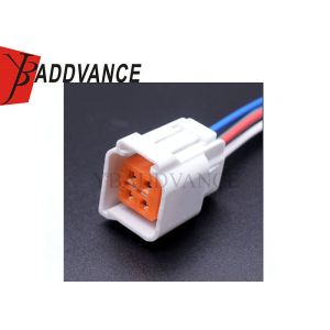 YB Connector 4 Pin 6195-0032 Female DL Sealed Series Plastic Automotive Wiring