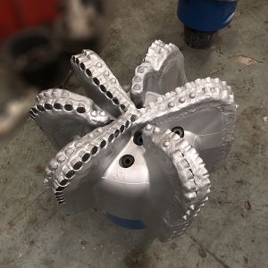 Diamond PDC Bit 17 " Hard Rock PDC Drill Bits Oil Rig Drill Bit