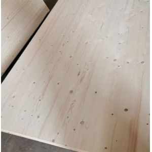 Moisture Content 8-12% Sanded Smooth Surface Spruce Lumber Durable