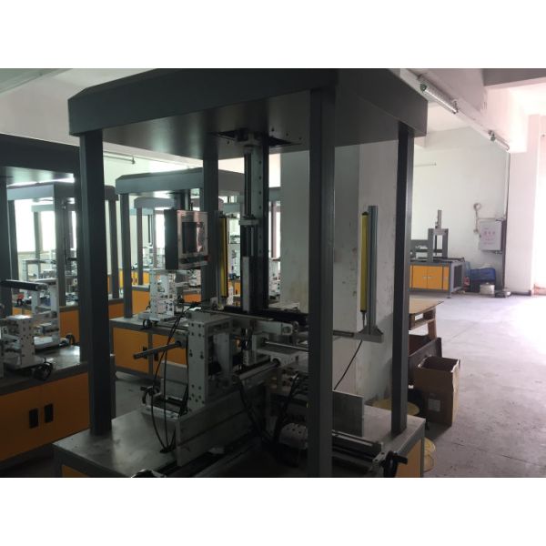 Buy Intelligent Box Forming Machine CE Certification 25pcs/Min Capacity at wholesale prices