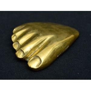 5 Star Hotel Nordic Style Bronze Foot Design Luxury Sculpture
