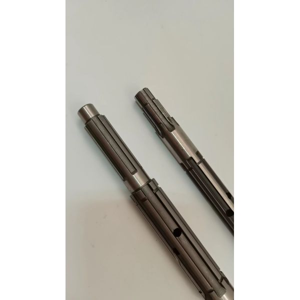 High Quality Spindle for The Gearbox Part Of Micro Tiller Model 171 135