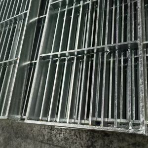 Durable Silver Anti Slip Grating for Outdoor Sidewalks