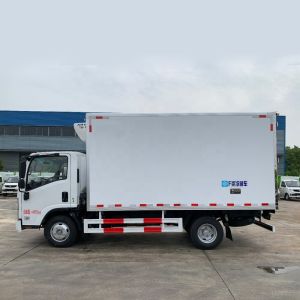 I Suzu 4*2 Refrigerator Wagon Chilled Truck Freezer