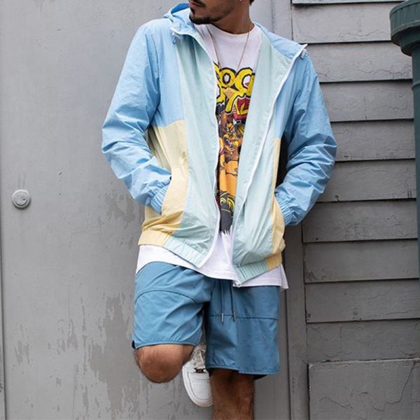 Hooded Windbreaker Jacket And Shorts Set Spring Season Anti Static