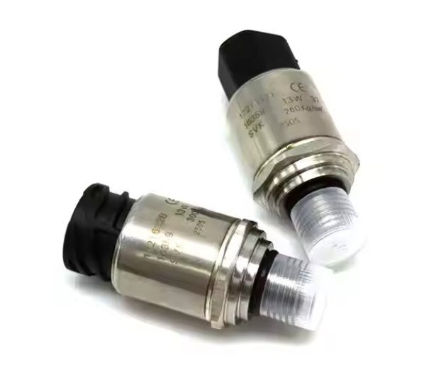 High Quality Oil Pressure Sensor Switch 17216328 17215536 11170253 17271141 Excavator Accessories Parts