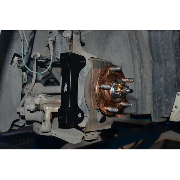 Front Big Brake Kit 4 Piston Caliper with 355x28mm rotor BBK auto brake system For Nissan Bluebird 17 Inch car rim