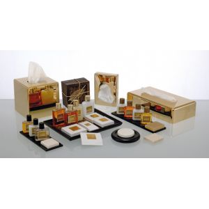 China hot sale disposable hotel amenities set on sale