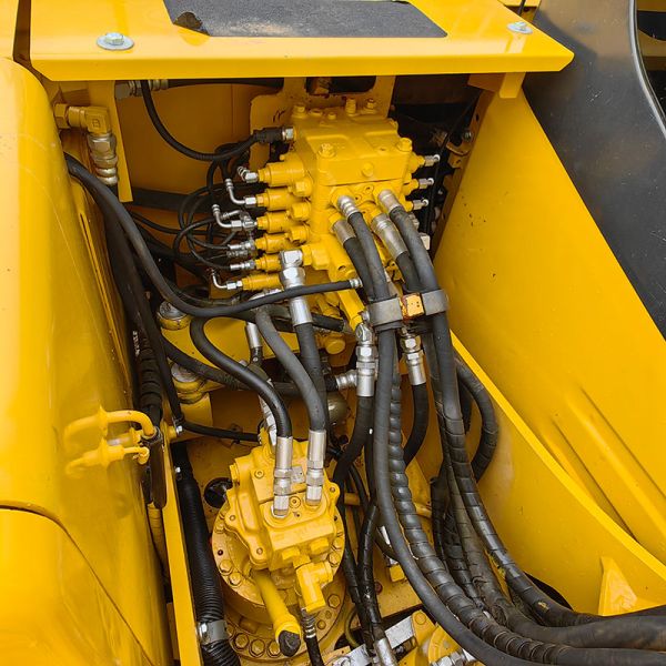 Used Excavator Machine Hydraulic PC130-7 Komatsu 13T Excavator