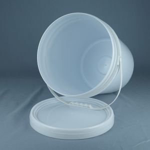 Lightweight Leakproof Plastic Oil Holders With Handle