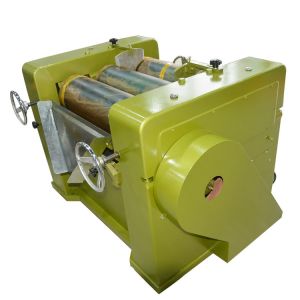 Automatic Lipstick Production Line Lipgloss Three Roller Grinder