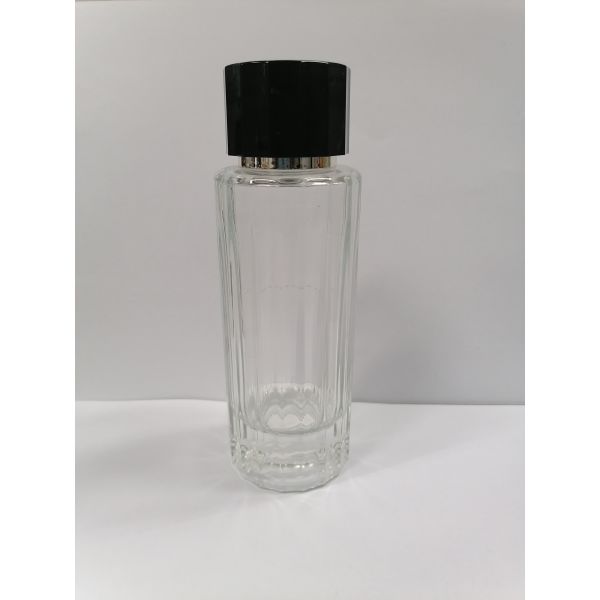 Buy Round Cosmetic 100ml Glass Perfume Bottles , Spray Perfume Bottle Various Color And Printing at wholesale prices
