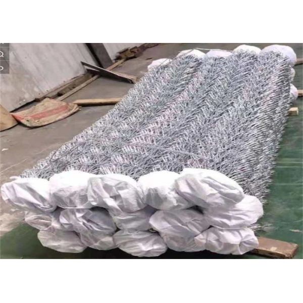 Pvc Coated Galvanized 2mm Chain Link Fence Fabric For Playground