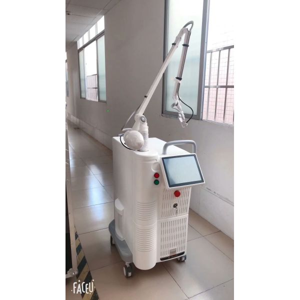 Hot Selling Wholesale CO2 Fractional Laser Equipment +vaginal laser+ cutting