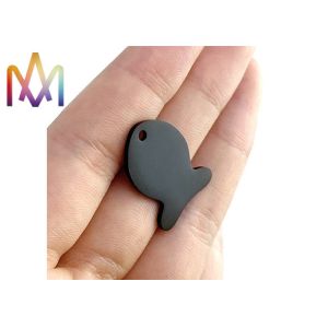 SS304 Engraved Fish Necklace Charm