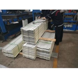 White Color Poultry Farm Structure With Steel Sheets Cladding For Goods Storage