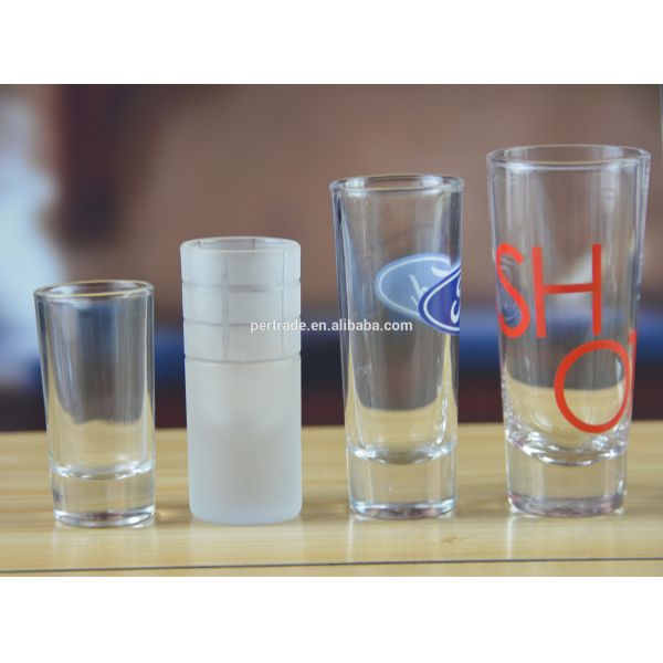 High White Glass Customized Color Logo Tequila Shot Glass , Crystal Shot Glasses