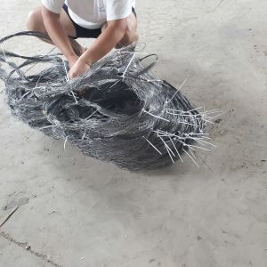 Drone Net Russia Hidden Entanglement Wire Obstacle Low Visibility Mesh Tank Barrier Wire Mesh Security Putanka Barrier