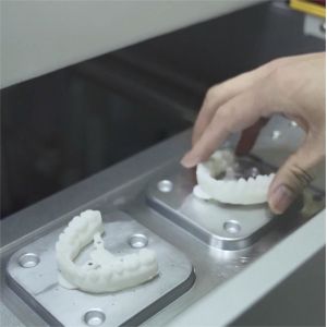 Dental Clear Aligner Thermoforming Machine For Industrialization High Productivi