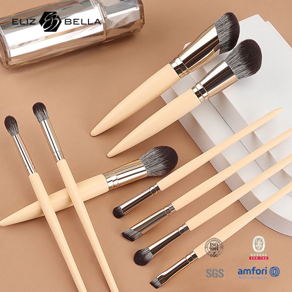 Buy Customized Make up Cosmetic Brush Set Luxury Mini Travel Set for Fashionable at wholesale prices