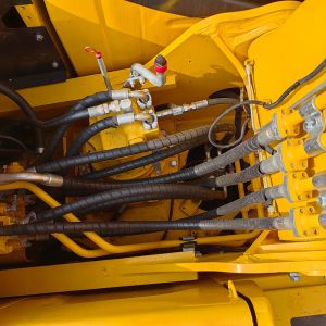 Second Hand Komatsu Pc240-8 Crawler Excavator 24 Ton