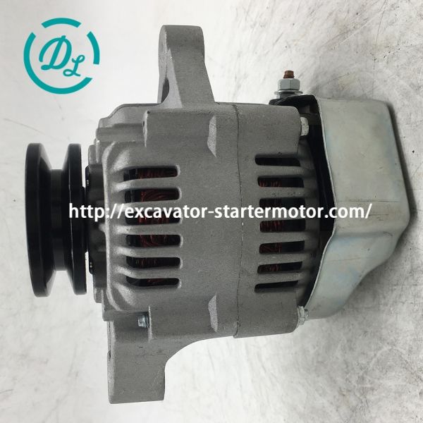 EexcavaStart Kubota V1305E Engine Alternator 12V 40A OEM 101211-1670
