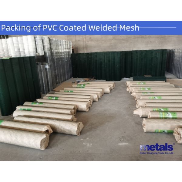 PVC Coated Welded Mesh Panels Iron Wire Fence Green 1/2 Inch 4 Ft