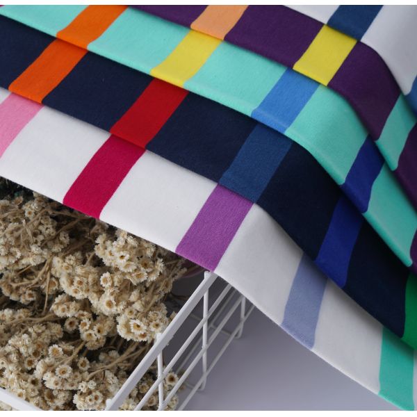 Easy To Care Wear-Resistant And Breathable Classic Striped Material Fabric For Casual Wear