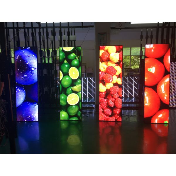 P2.5 LED Poster Display for Advertising , SMD 2121 Wall Mounted LED Video Panel