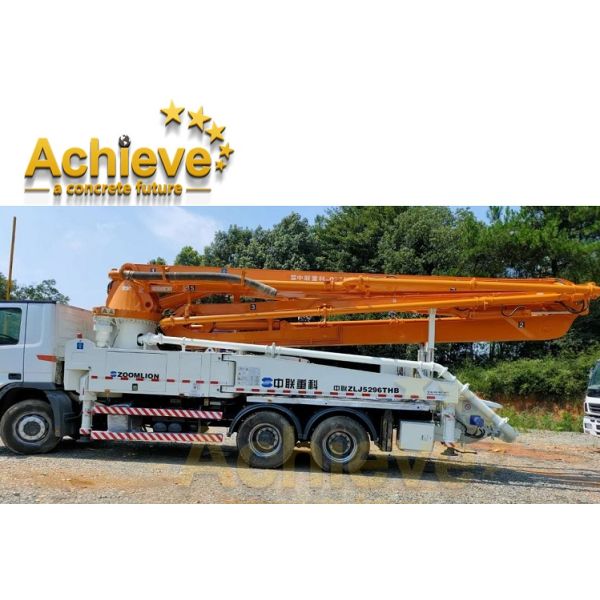 37 Mini Concrete Pump Used / Diesel Concrete Mixer Pump ZOOMLION 38X-5RZ