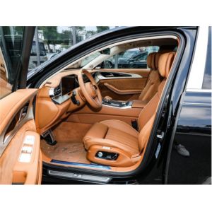 4 Seats / 5 Seats Hongqi H9 Luxury Gasoline 4×2 Limousine