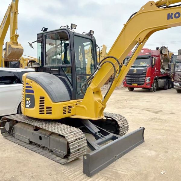 Original Mini Komatsu Used 55MR Excavator PC55MR-2 Digger with Hydraulic Cylinder