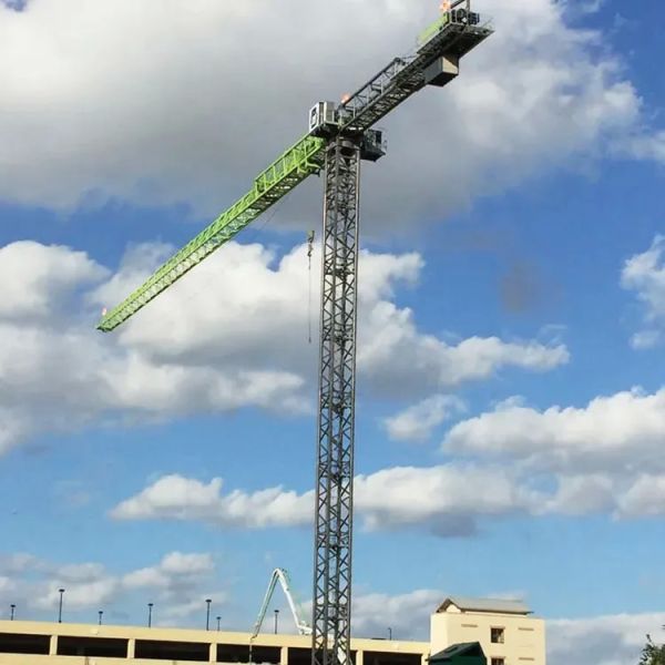 Buy Zoomlion Jib 60m 8 Ton Flat-Top Tower Crane T6013-8 T6013A-8A at wholesale prices