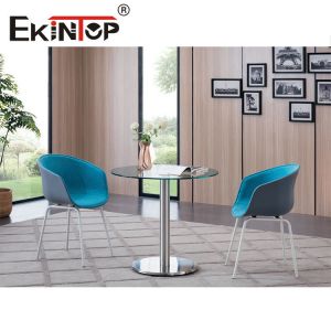 China Modern Office Conference Table Glass Desktop For Meeting Training on sale