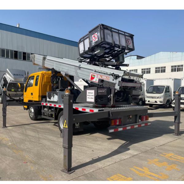 JMC Truck 4x2 36 Meters Ladder Truck With 4 Hydraulic Leg for High Altitude Operation