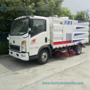 HOWO 7CBM High Pressure Brush Sweeper Road Cleaner Vehicle With Water Saving
