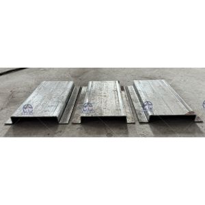 211 Omega bracket roll forming machine in Russia