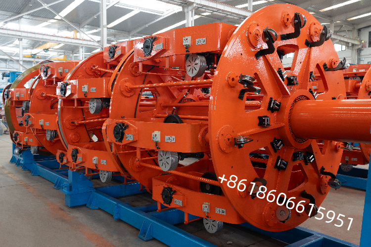 Cage Type Wire And Cable Stranding Machine High Speed Planetary Structure 630-6+12+18+24