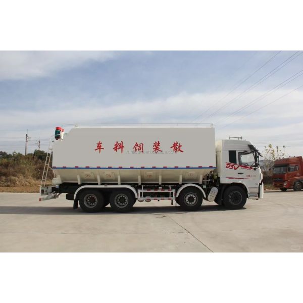 China Factory Customized DFAC DongFeng 6X2 Heavy Duty Livestock Animal Feed Poultry Bulk Feed Tank Truck