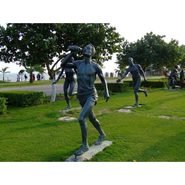 Buy sports man bronze sculpture at wholesale prices