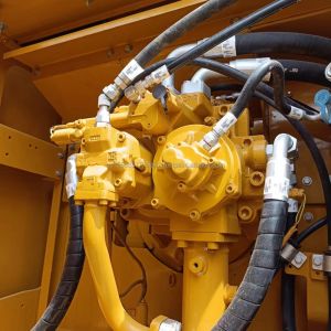 Used Caterpillar CAT 349 Excavator with 1.8M³ Bucket Capacity and Low Working