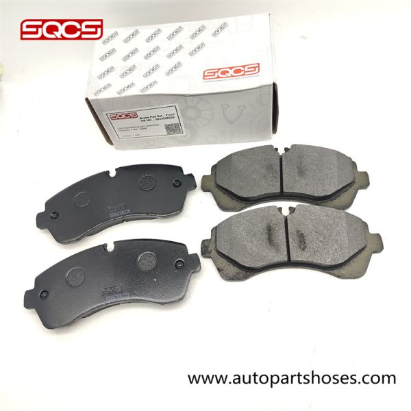 ISO/TS16949 Certified Brake Pads for 2006- Sprinter 906 0044206820 004 420 82 20