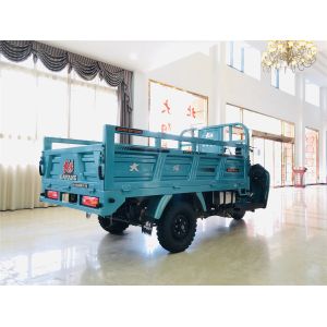 Cargo Transportation 200cc Tricycle with Engine and 50*100 Chassis in Cote d