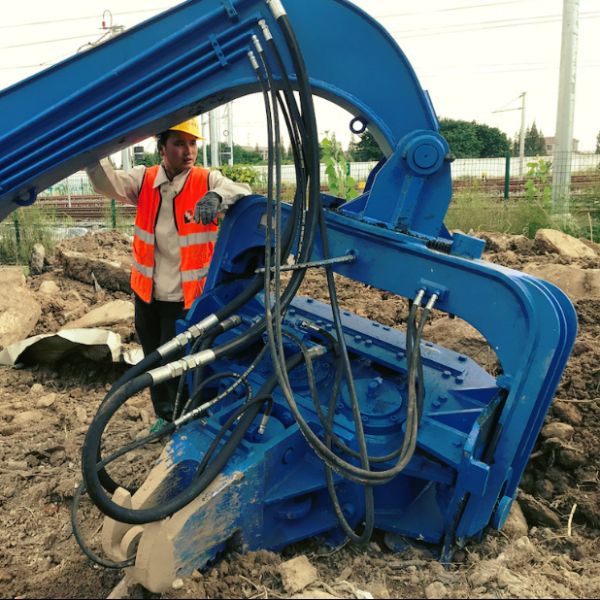 Buy Lightweight 15m Sheet Excavator Mounted Pile Driver at wholesale prices